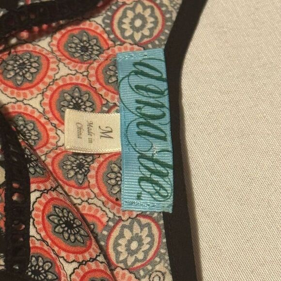 DINA BE Women Medium Boho Indie Multi color Patterned Blouse black crochet - Picture 3 of 10